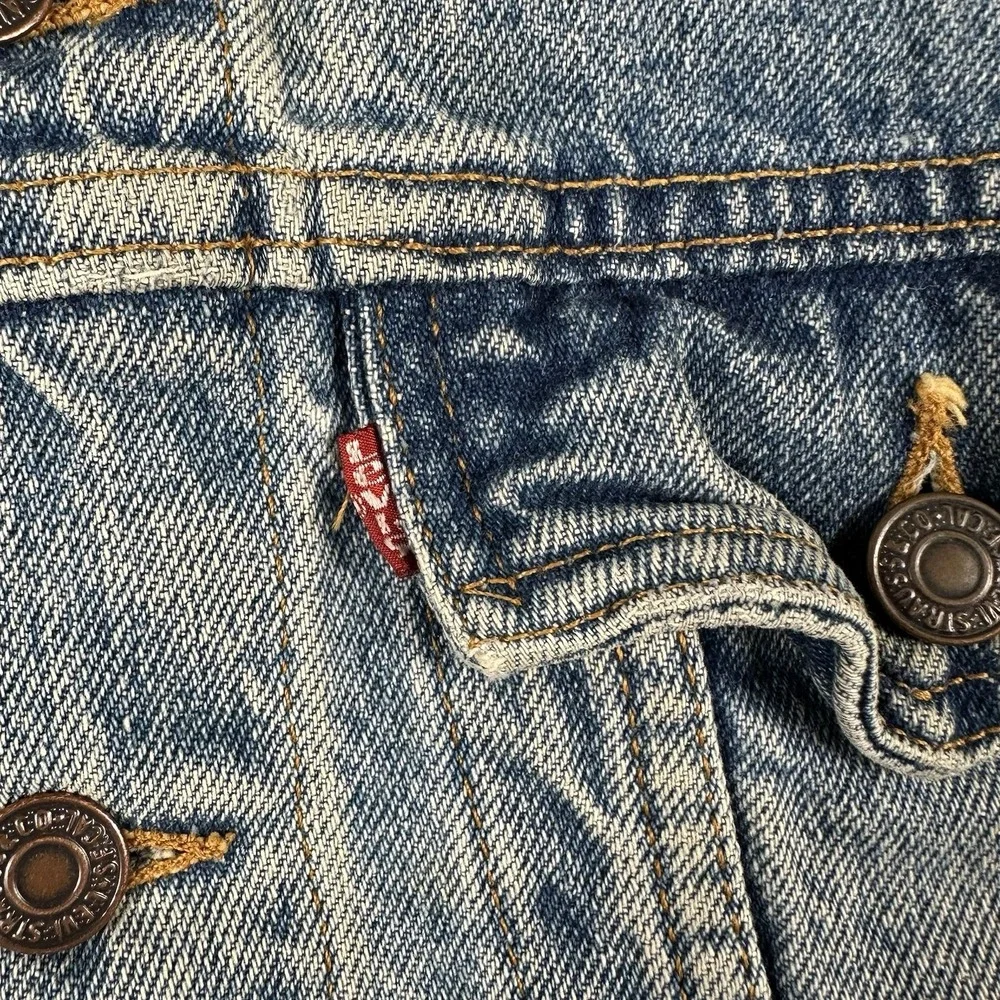 Levi's Denim Trucker Jacket Women's Large Blue 1984 Distressed Workwear 57510